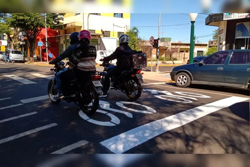 Apucarana implanta área exclusiva para motos nos semáforos