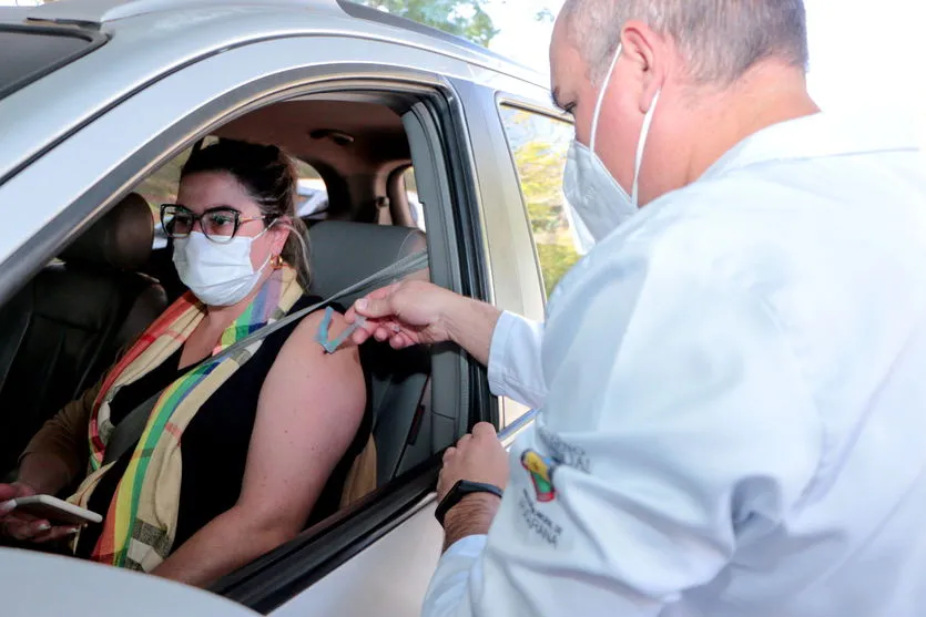 Apucarana vacina nesta terça-feira pessoas de 38 anos