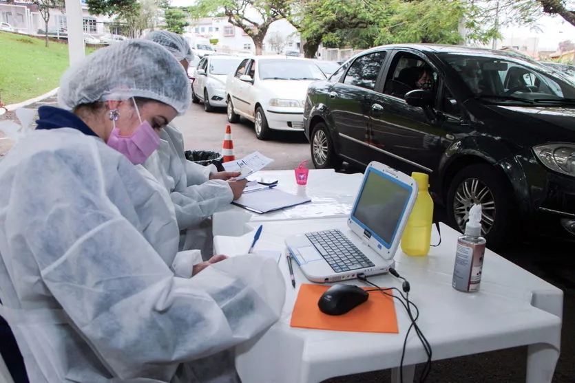 Apucarana vacina pessoas de 51 anos nesta terça-feira