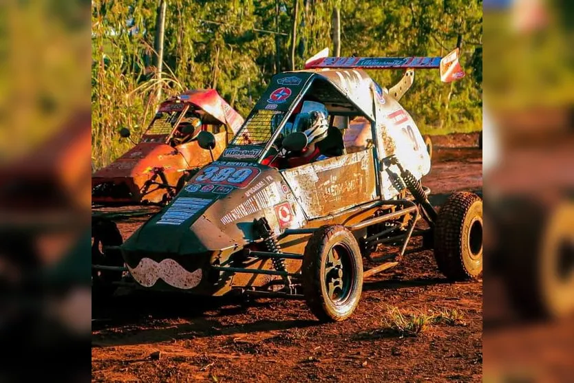 Apucaranenses disputam campeonato de Kart Cross em Maringá