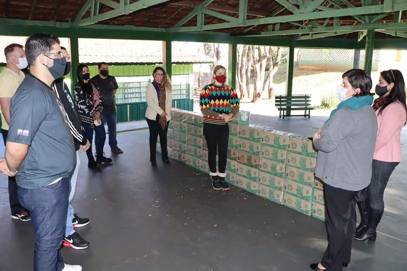 Assistência Social  recebe doações da Cresol e Sesc