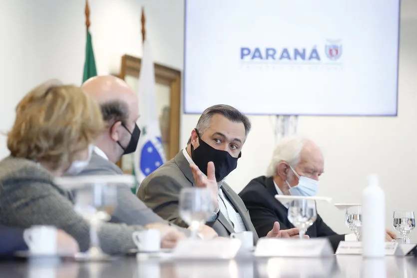 Com avanço da vacinação, PR começa criar escudo contra covid