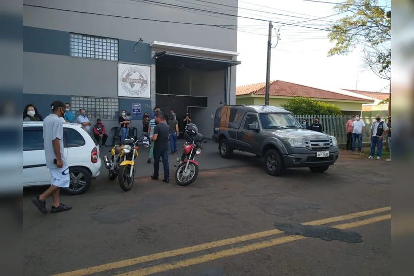 Cortejo marca despedida de baterista apucaranense; veja