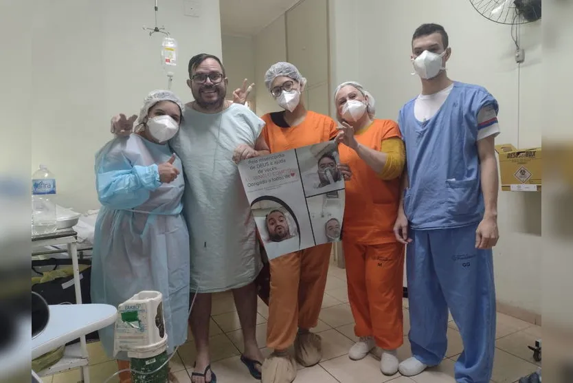 Covid-19: Apucaranense recebe alta após 27 dias internado