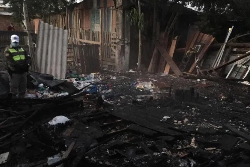 Crianças morrem em incêndio na madrugada desta quinta