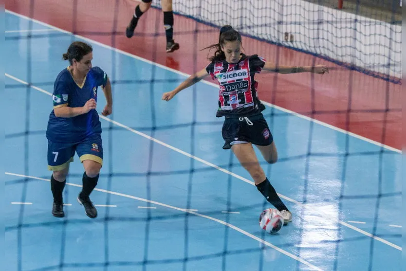 Futsal: Apucarana feminino e masculino vencem seus jogos