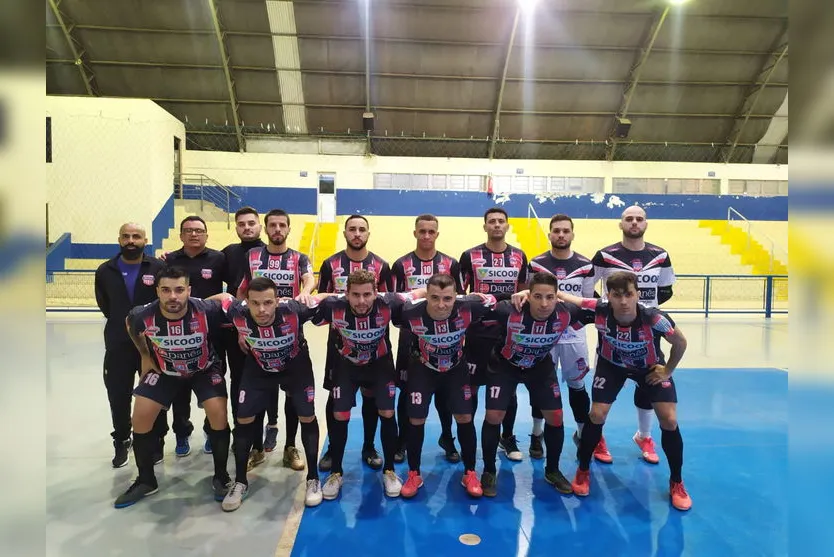 Futsal: Apucarana feminino e masculino vencem seus jogos