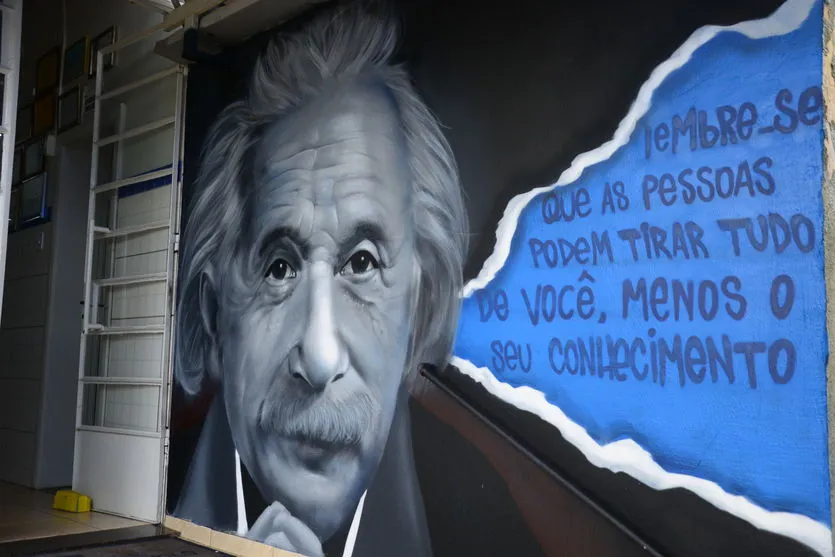 Grafite: Novo visual em escola pública de Apucarana; assista