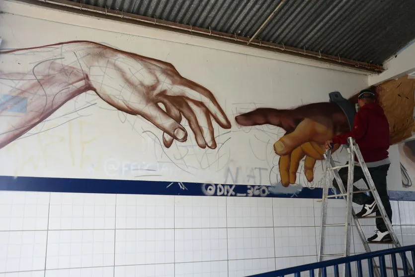 Grafite: Novo visual em escola pública de Apucarana; assista