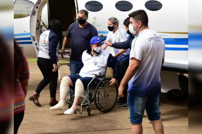 Mais 4 integrantes do Umuarama Futsal recebem alta médica