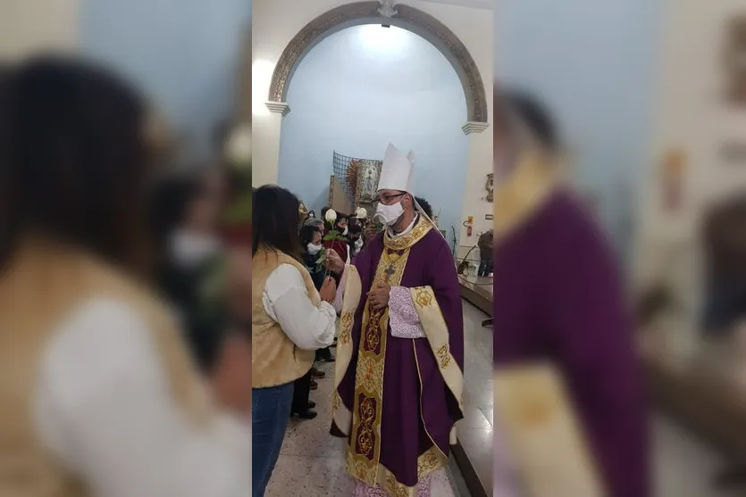 Missa em intenção aos falecidos da Covid é realizada