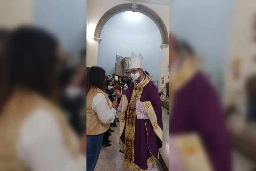 Missa em intenção aos falecidos da Covid é realizada