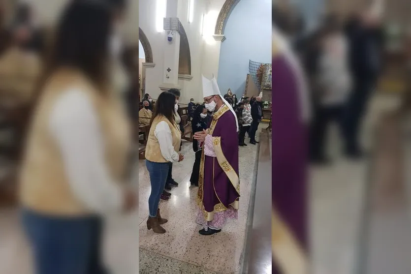 Missa em intenção aos falecidos da Covid é realizada