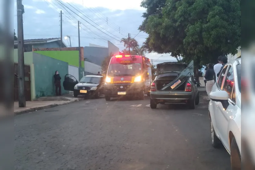 Motociclista fica ferida depois de bater de frente com carro