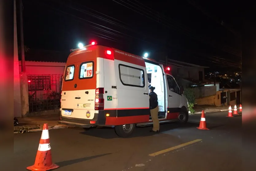 Motociclista fica ferida em acidente no centro de Apucarana