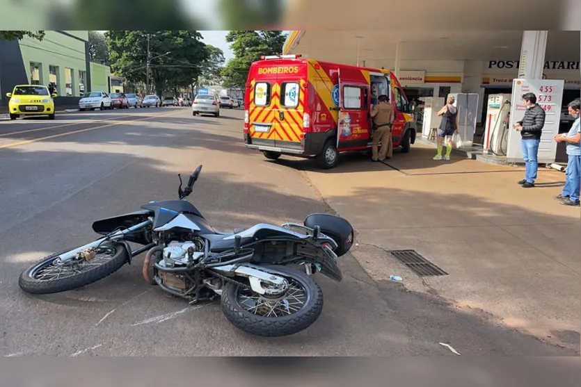 Motociclista sofre acidente na Avenida Pirapó em Apucarana