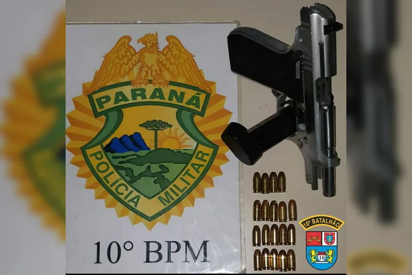 Motorista é preso bêbado, com CNH vencida e uma pistola