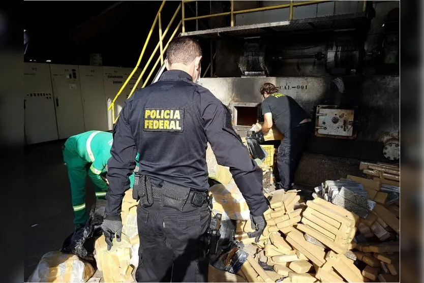 PF combate o contrabando de cigarros nos Campos Gerais