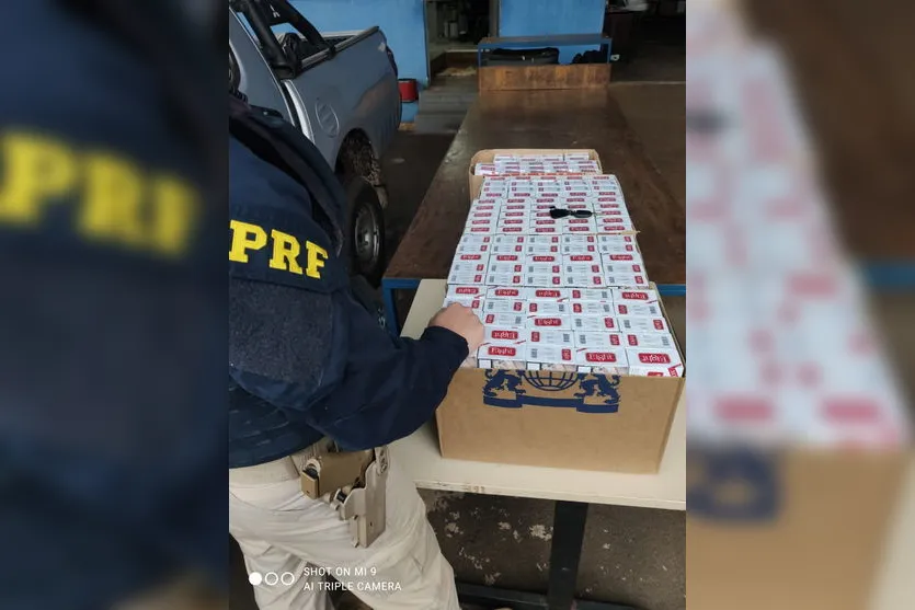 PRF apreende carga de cigarros contrabandeados em Londrina