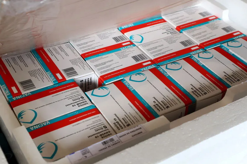 Paraná deve receber mais 390.190 doses de vacinas