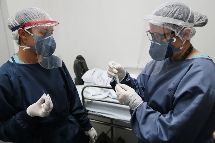 Paraná registra circulação de 24 variantes do coronavírus