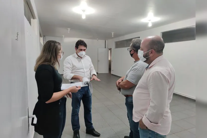 Prefeito visita nova sede da Autarquia de Saúde