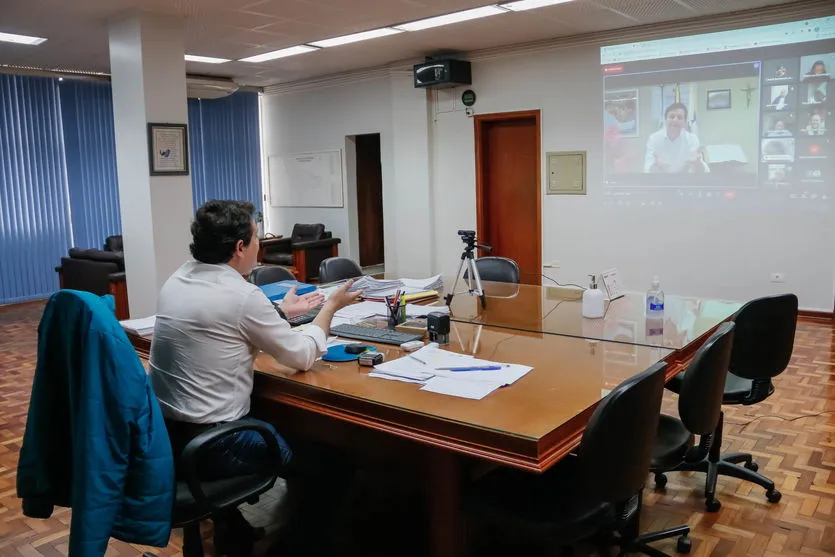 Prefeitos discutem calendário regional de turismo