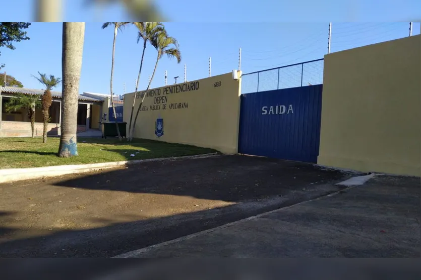 Preso se passa por outro e foge de minipresídio no Paraná