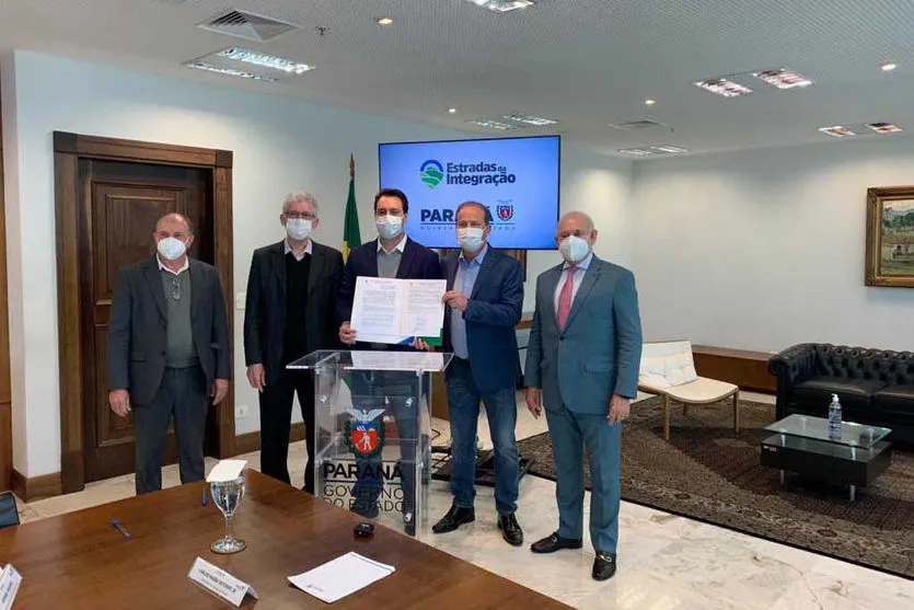  Recurso será utilizado para pavimentação com pedra irregular de estrada rural   