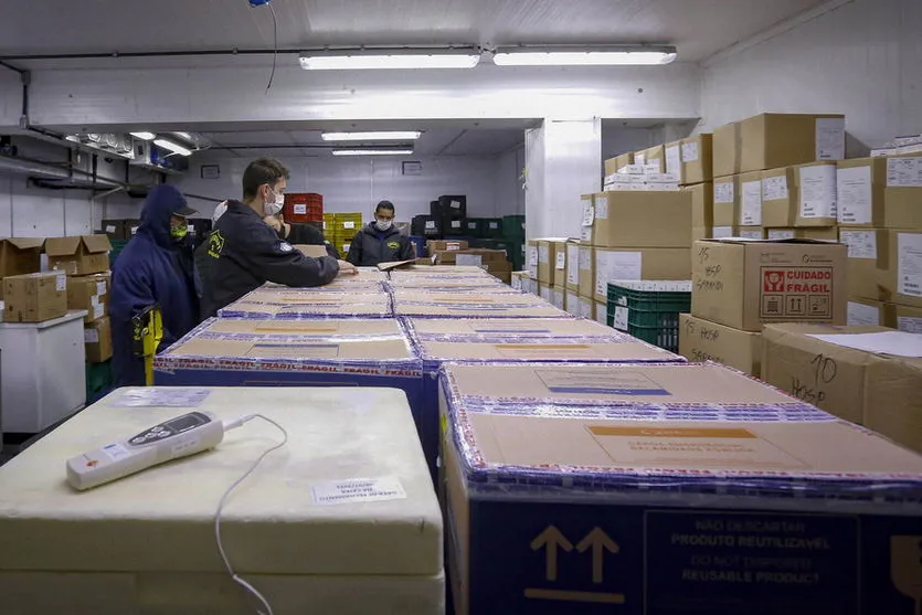 Região recebe mais 8 mil doses de vacina contra Covid-19