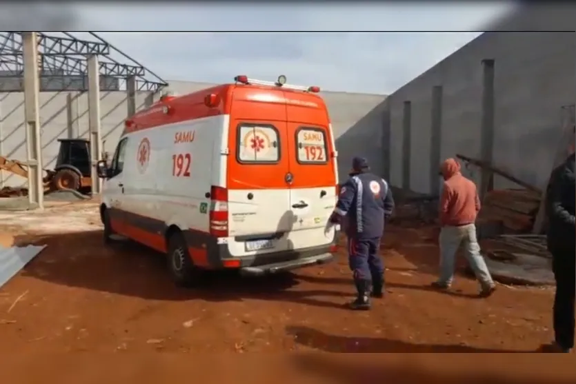 Trabalhador sofre queda de quase 6 metros em Arapongas