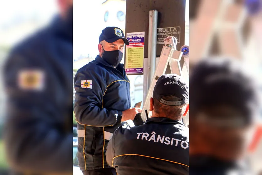 Trânsito cria sistema de orientação da Zona Azul