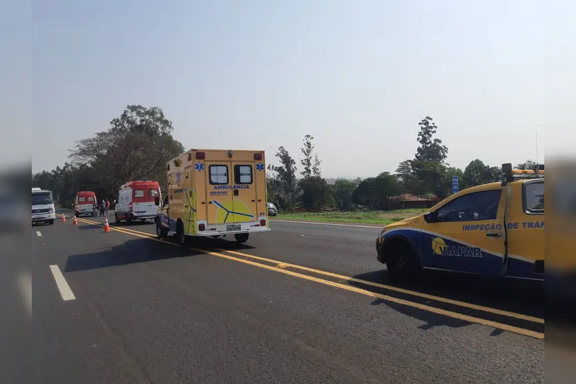 Acidente com 3 veículos deixa feridos na PR 444