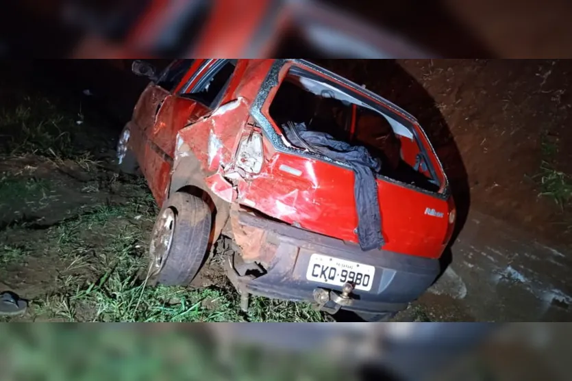 Acidente entre dois carros faz onze vítimas na BR-376