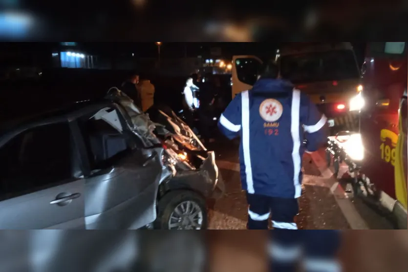 Acidente entre dois carros faz onze vítimas na BR-376