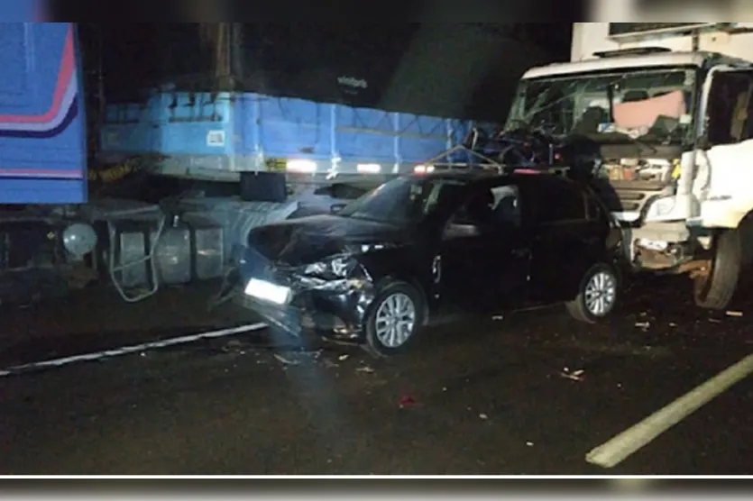 Acidente grave deixa 21 pessoas feridas e uma morta no PR