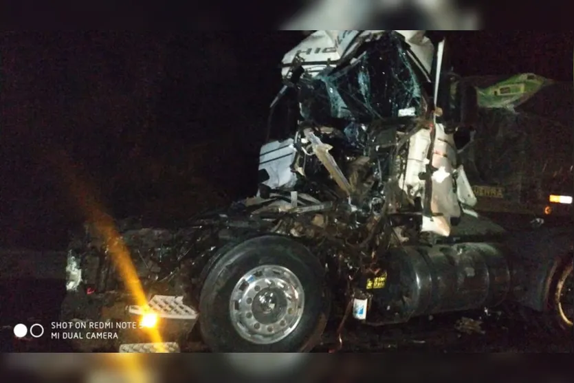 Acidente grave deixa 21 pessoas feridas e uma morta no PR