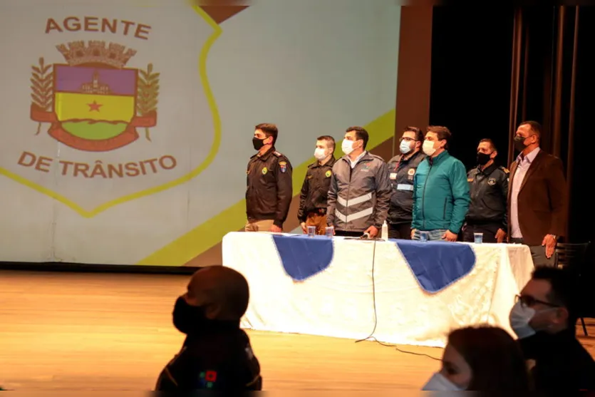 Agentes de trânsito de Apucarana participam de capacitação