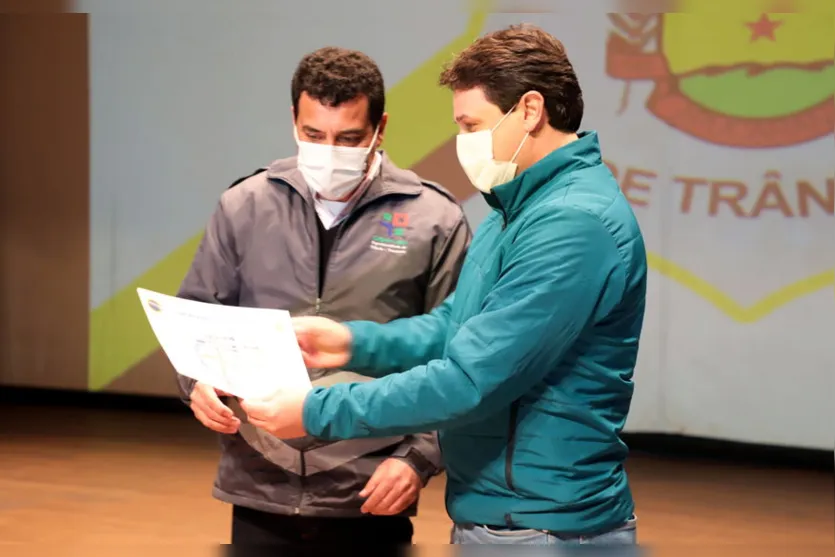 Agentes de trânsito de Apucarana participam de capacitação