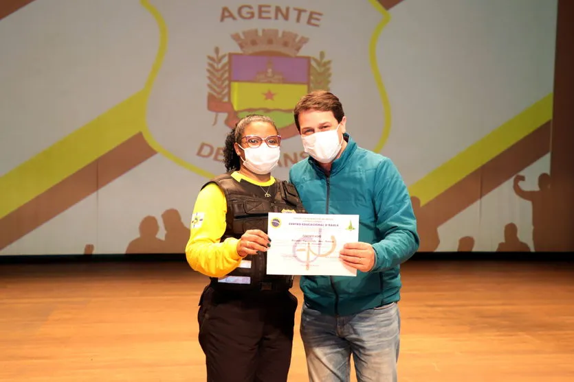 Agentes de trânsito de Apucarana participam de capacitação