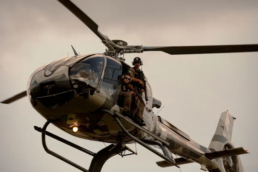 Após troca de tiros, ladrões são presos pela PM de Jandaia