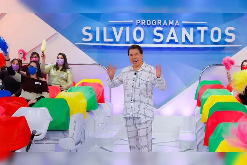 Apresentador Silvio Santos é internado com Covid-19