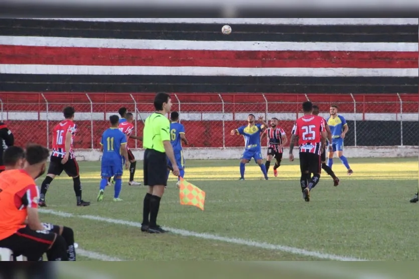Apucarana Sports vence mais uma e mantém liderança