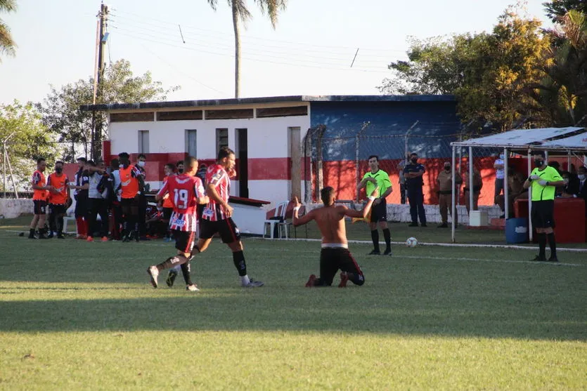 Apucarana Sports vence mais uma e mantém liderança