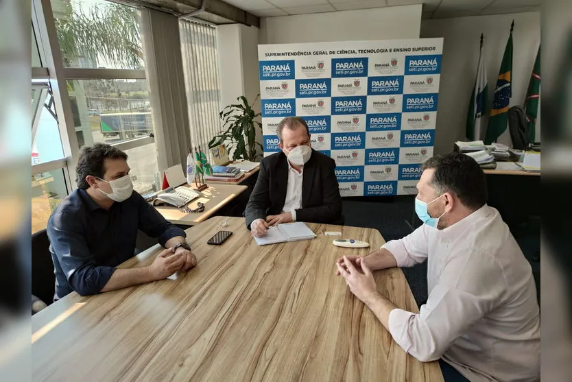 Apucarana deve ser inclusa na Universidade Virtual do Paraná