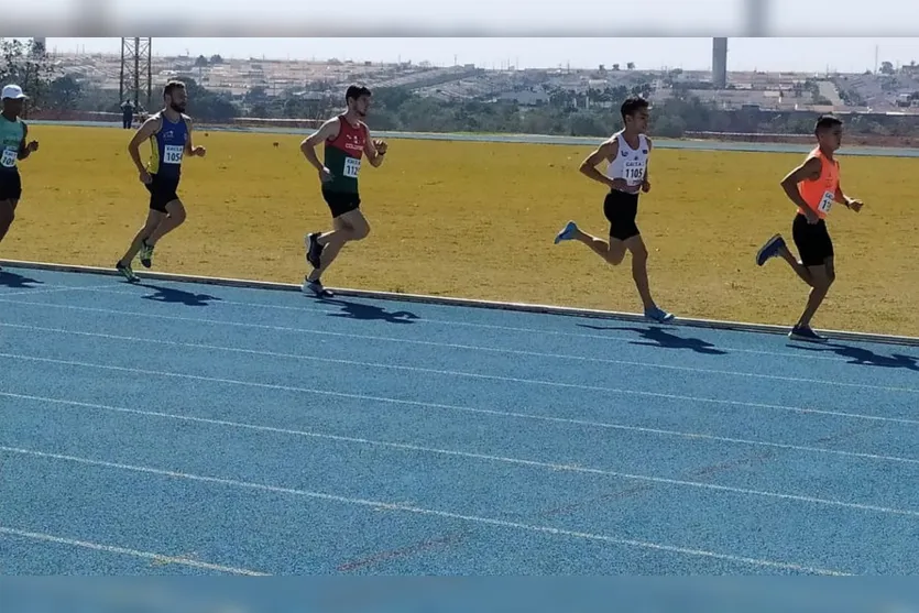 Atletismo: Apucaranense conquista ouro e prata no Paranaense