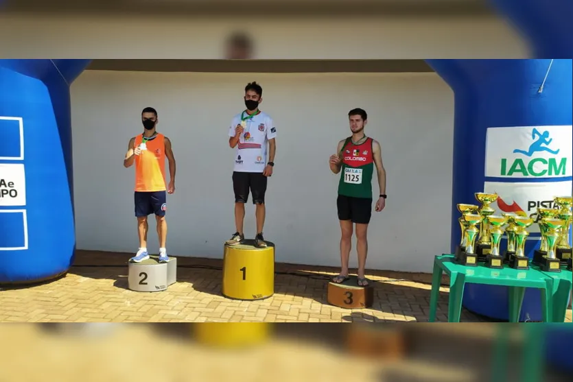 Atletismo: Apucaranense conquista ouro e prata no Paranaense