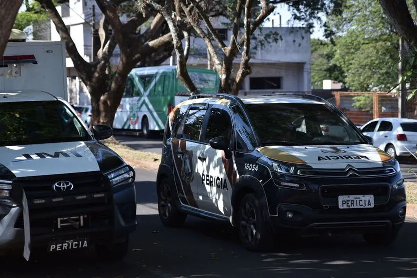 Casal e filha são encontrados mortos dentro de casa no PR