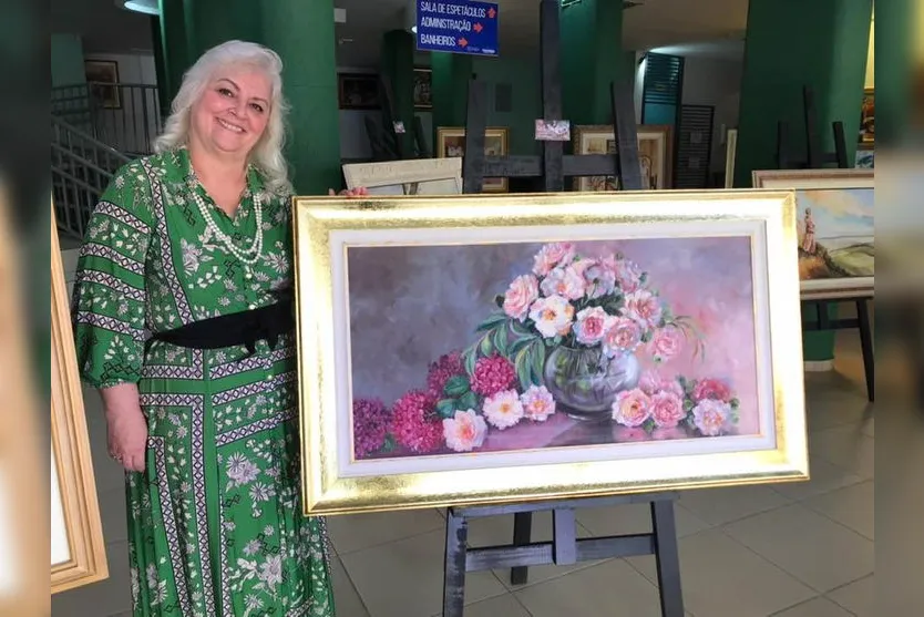 Cine Fênix de Apucarana recebe exposição 'Recordações'