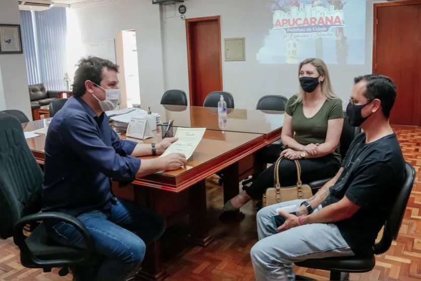 Colégio Cerávolo realiza formatura de cursos técnicos